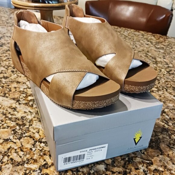 Ladies Volatile™ Barstow Peep-toe Sandals Size 8 – NIB! - Picture 1 of 5